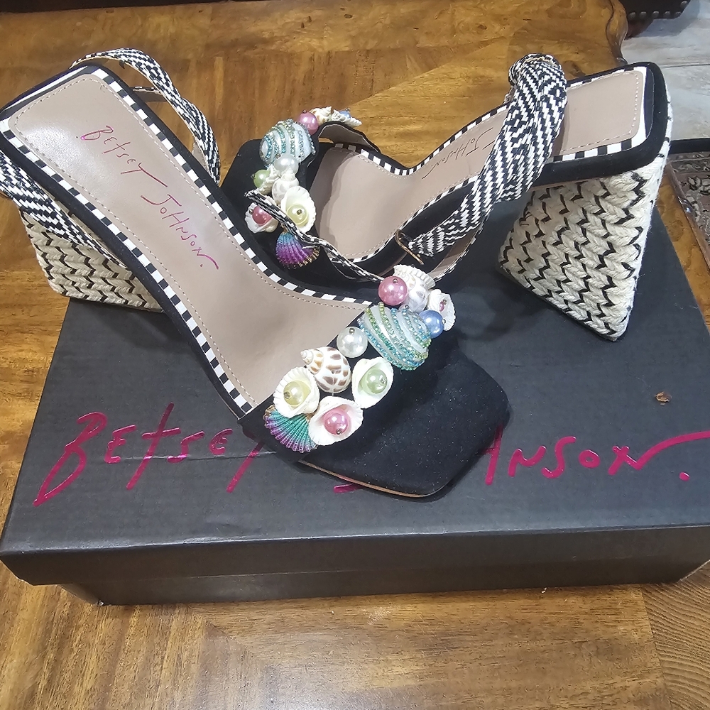 Betsy Johnson gorgeous heels